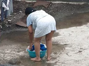 Sandra masturbandosi ...