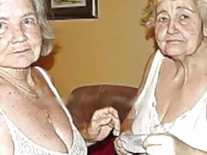 Lesbica esperienza a ...